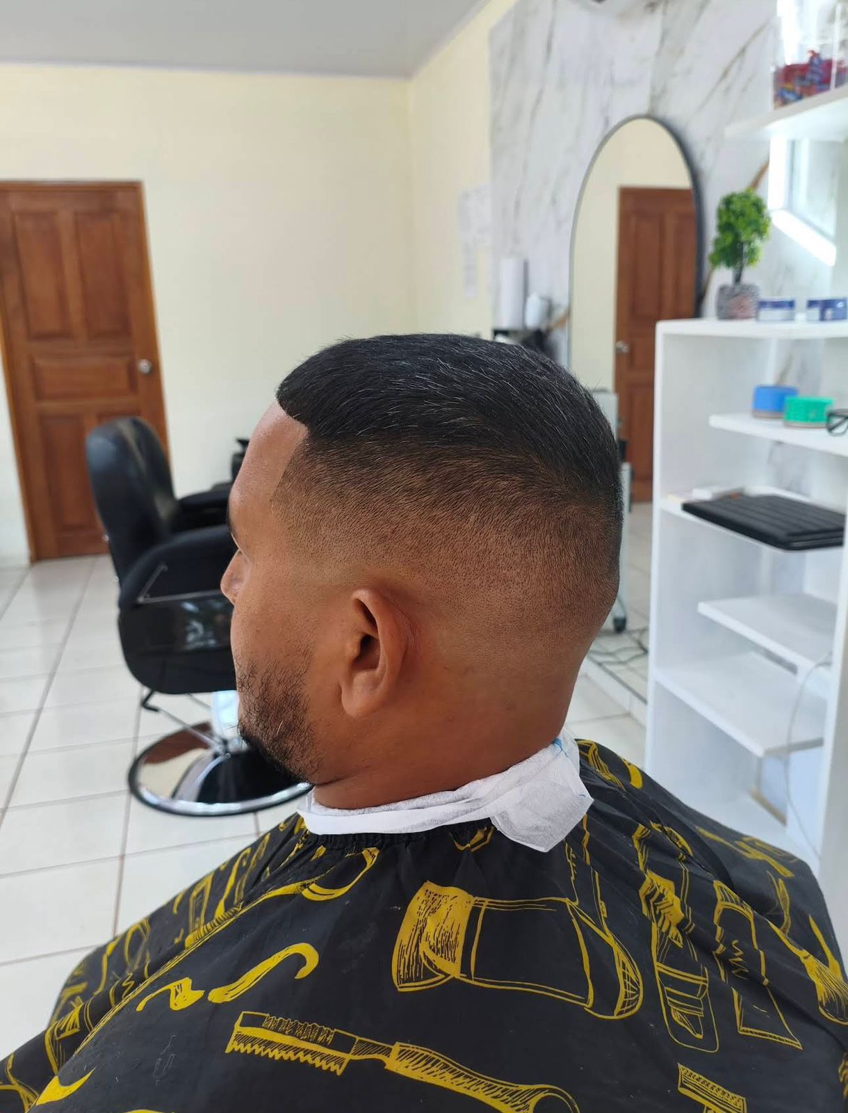Fade bajo con acabado limpio